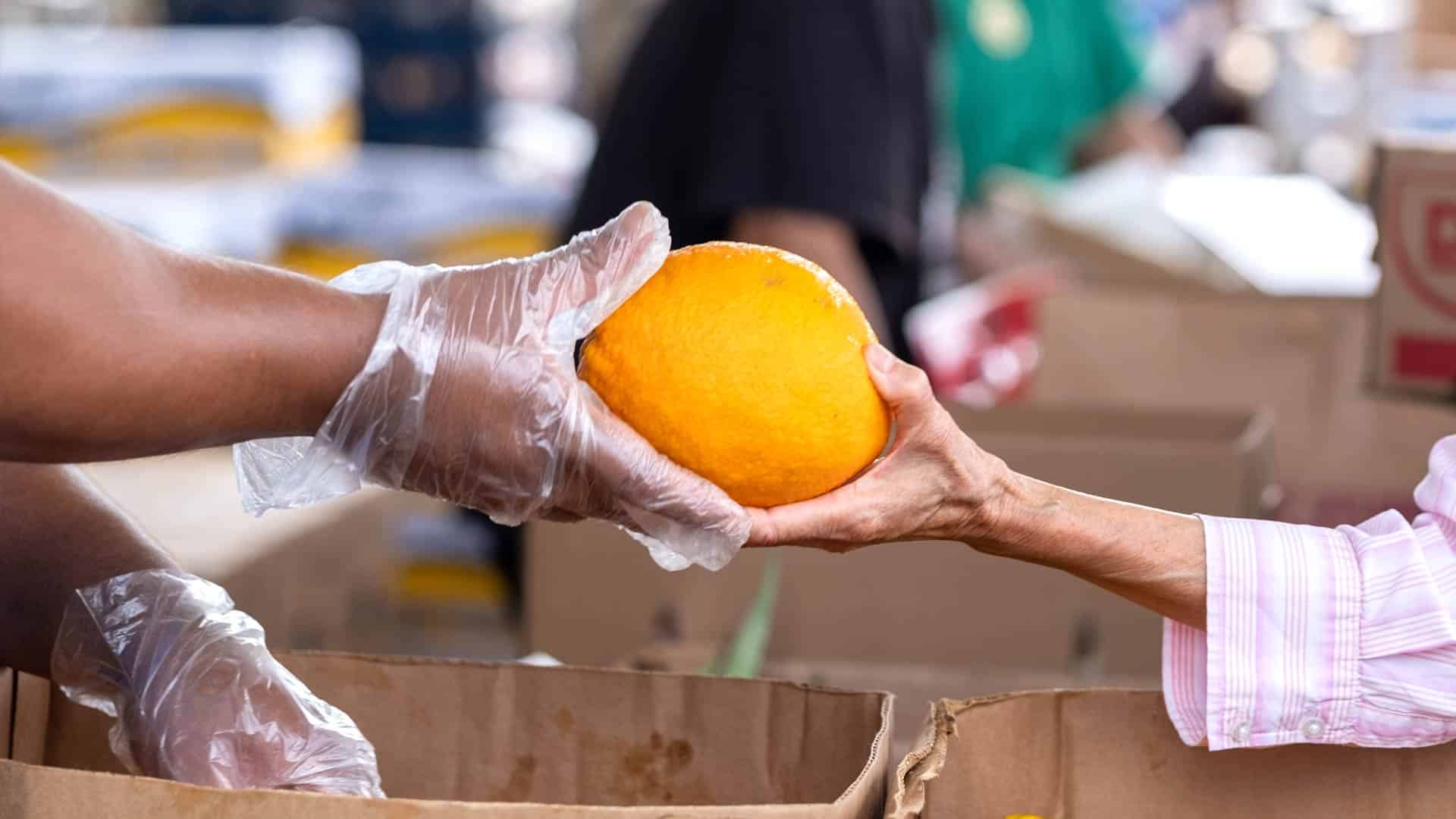 Hawaii Food Bank Volunteer Making a Difference in Paradise. Hawaii Food Bank Volunteer Making a Difference in Paradise.
